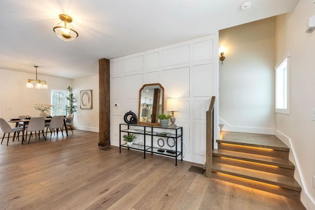 27 Beaver Lane, Bedford, NH 03110