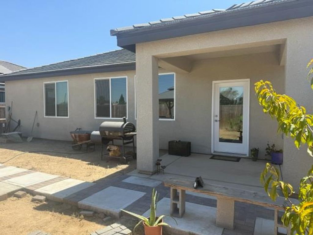 Image 2 of property listing at 1187 Ambrosia Lane, Madera, CA 93638