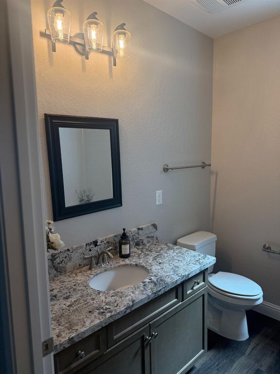 Image 38 of property listing at 1187 Ambrosia Lane, Madera, CA 93638