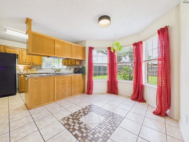 6006 VAN DORN DRIVE, Wichita Falls, TX 76310