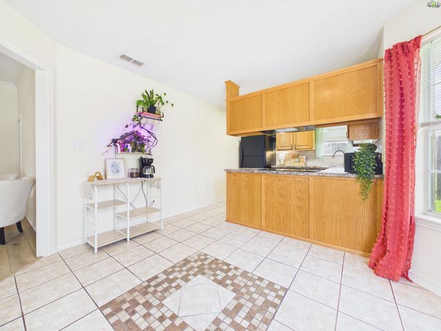 6006 VAN DORN DRIVE, Wichita Falls, TX 76310