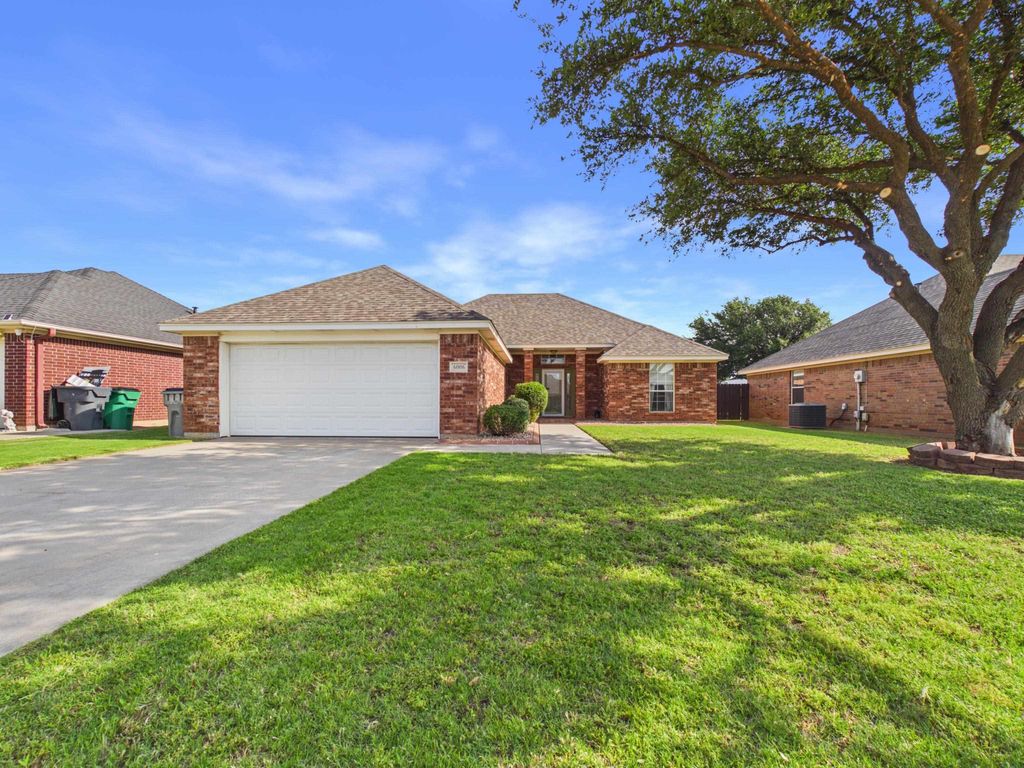 6006 VAN DORN DRIVE, Wichita Falls, TX 76310