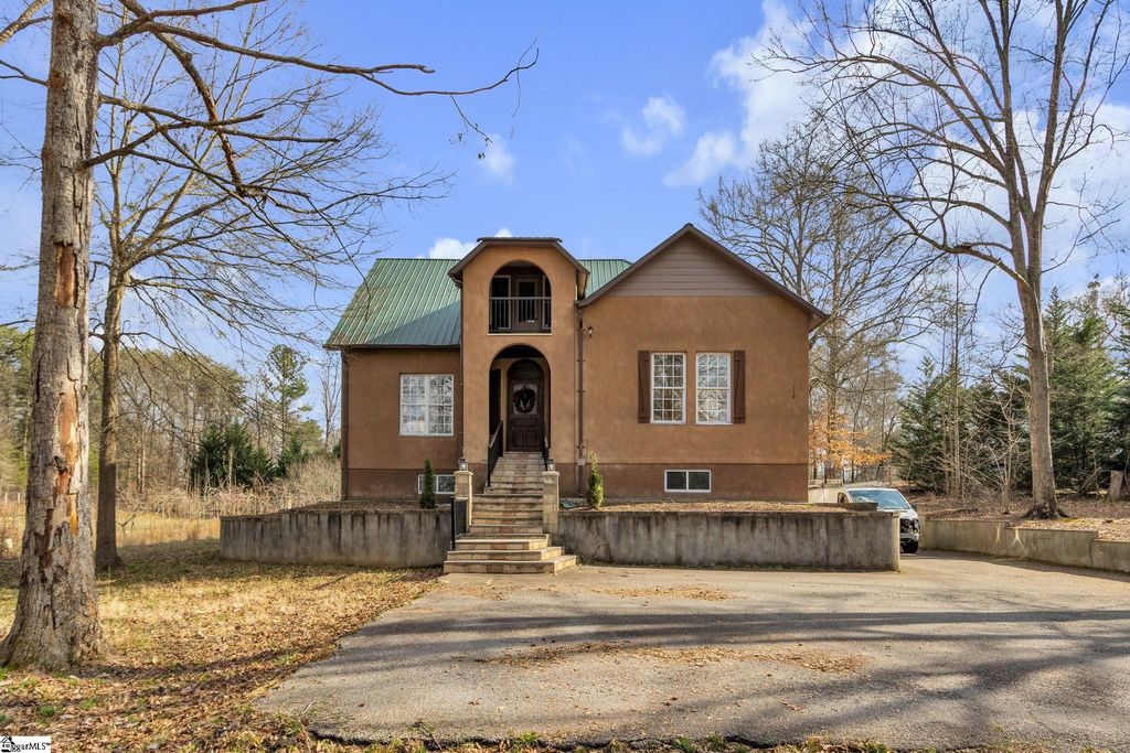 318 Saranac Drive, Spartanburg, SC 29307