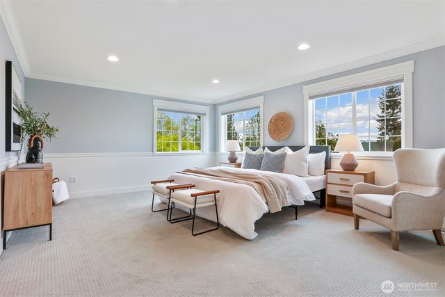 8050 29th Avenue NW, Seattle, WA 98117