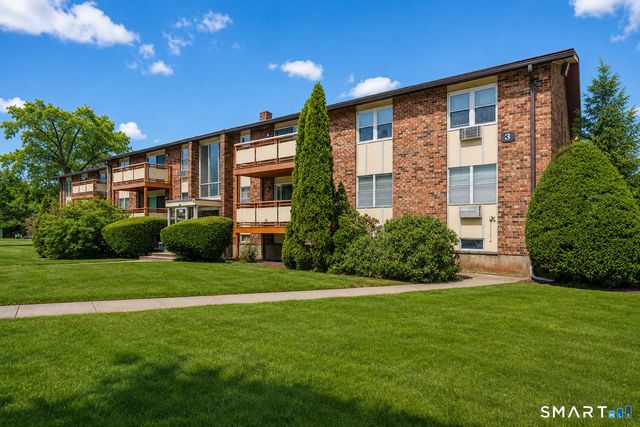 45 Jefferson Road 3-2, Branford, CT 06405