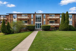 45 Jefferson Road 3-2, Branford, CT 06405