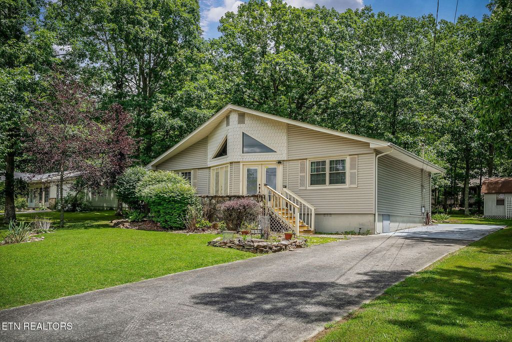 119 Eagle Lane, Crossville, TN 38558