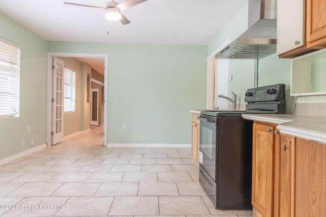 544 S Wildwood Lane, Melbourne, FL 32904