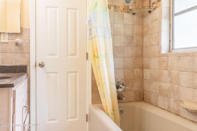 544 S Wildwood Lane, Melbourne, FL 32904