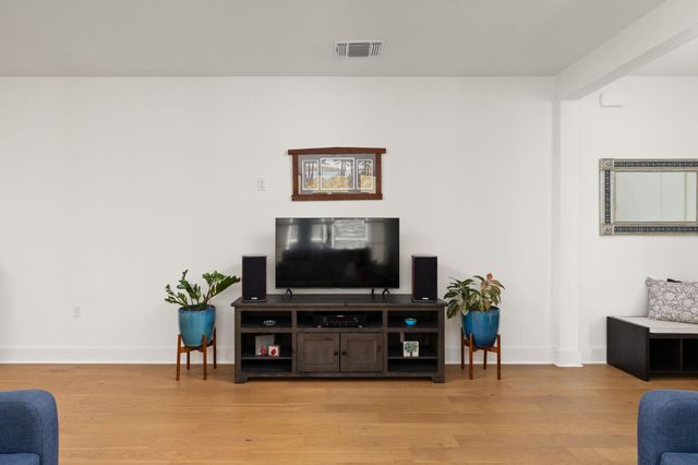 2509 Simond Ave A, Austin, TX 78723