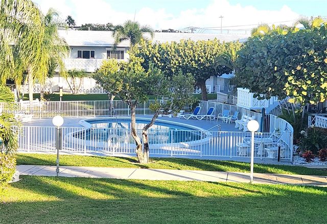 2170 NE 51st Ct B23, Fort Lauderdale, FL 33308