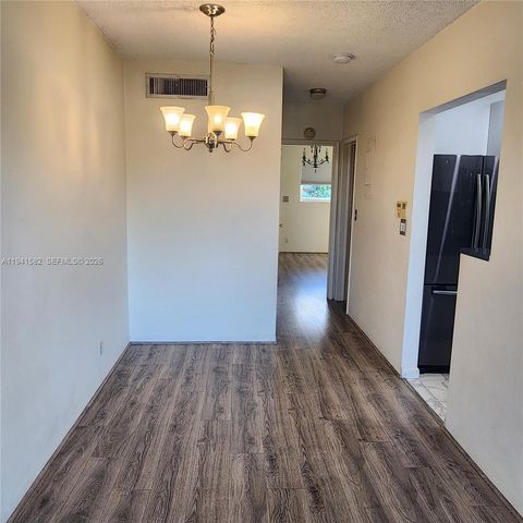 2170 NE 51st Ct B23, Fort Lauderdale, FL 33308