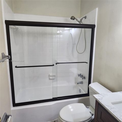 2170 NE 51st Ct B23, Fort Lauderdale, FL 33308