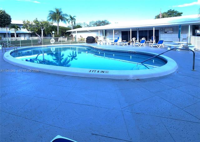 2170 NE 51st Ct B23, Fort Lauderdale, FL 33308