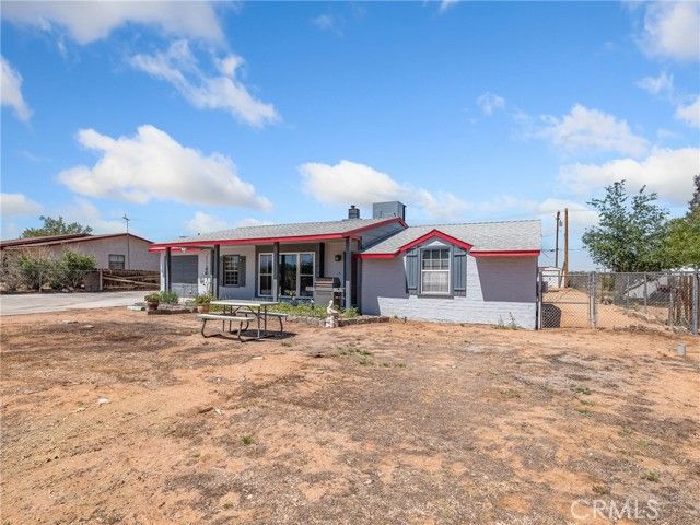 14060 Osage Road, Apple Valley, CA 92307