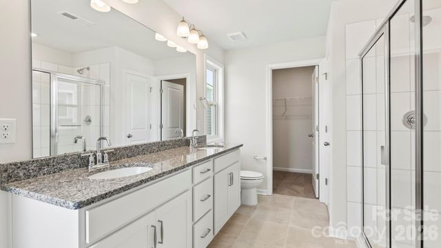 398 Creekview Road, Hendersonville, NC 28792