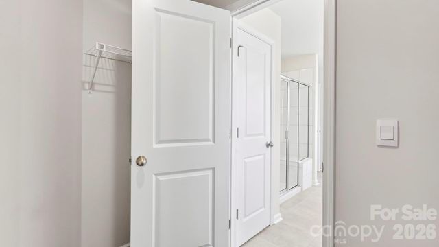 398 Creekview Road, Hendersonville, NC 28792