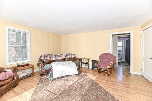 S77W15886 Woods ROAD, Muskego, WI 53150