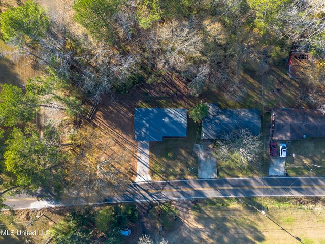 622 11th Avenue, Magee, MS 39111