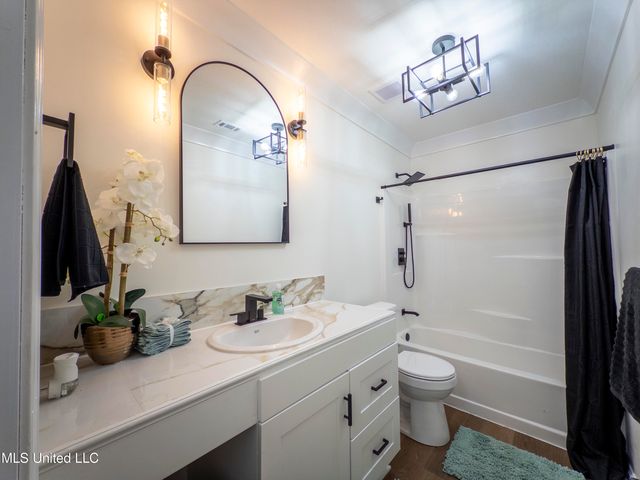 622 11th Avenue, Magee, MS 39111