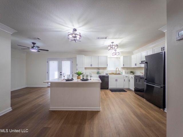 622 11th Avenue, Magee, MS 39111