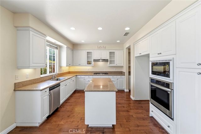 26807 Cottonwood Court, Valencia, CA 91381