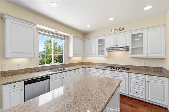 26807 Cottonwood Court, Valencia, CA 91381