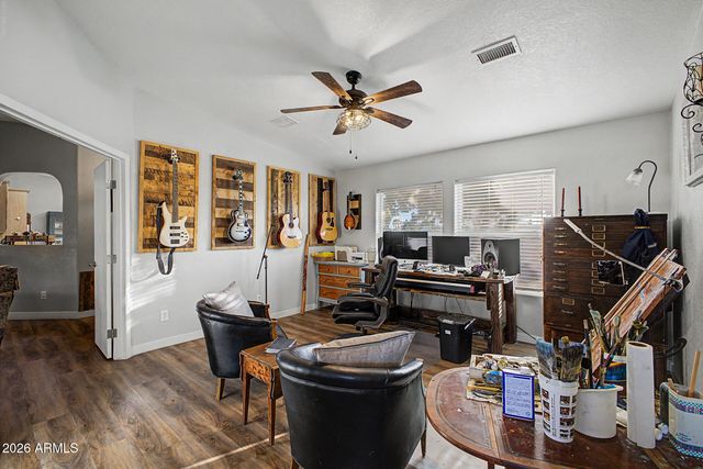 16001 N 70TH Drive, Peoria, AZ 85382