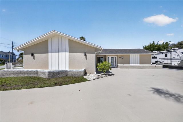 3619 CORSAIR COURT, New Port Richey, FL 34652
