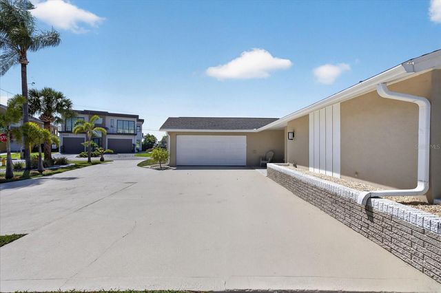 3619 CORSAIR COURT, New Port Richey, FL 34652