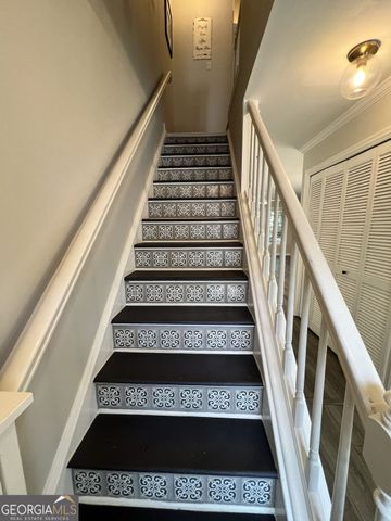 1102 Defoors Landing NW, Atlanta, GA 30318