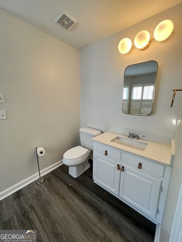 1102 Defoors Landing NW, Atlanta, GA 30318