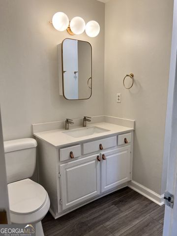 1102 Defoors Landing NW, Atlanta, GA 30318