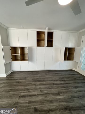 1102 Defoors Landing NW, Atlanta, GA 30318