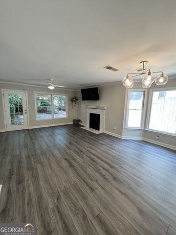 1102 Defoors Landing NW, Atlanta, GA 30318