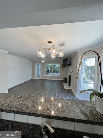 1102 Defoors Landing NW, Atlanta, GA 30318