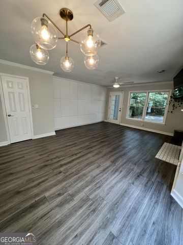 1102 Defoors Landing NW, Atlanta, GA 30318
