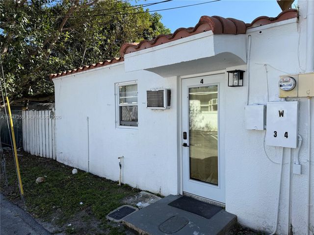 1725 Hayes St 4, Hollywood, FL 33020