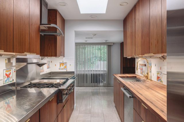 3304 Cherry Tree CIR, Austin, TX 78731
