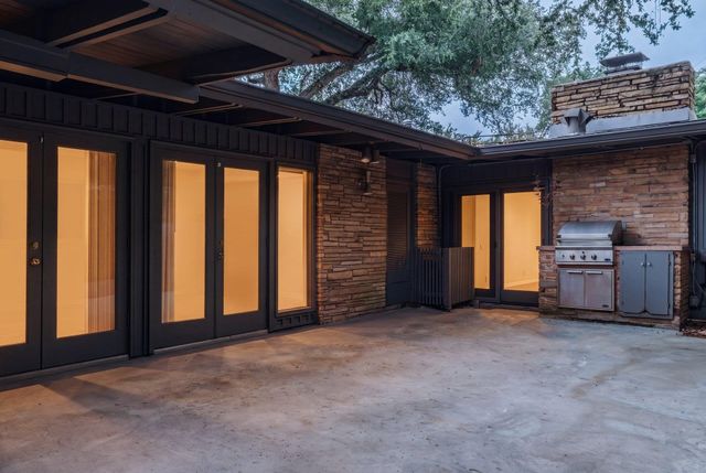 3304 Cherry Tree CIR, Austin, TX 78731
