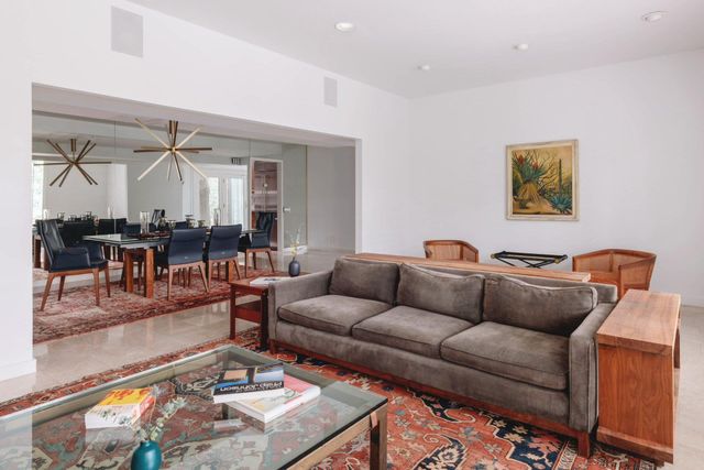 3304 Cherry Tree CIR, Austin, TX 78731