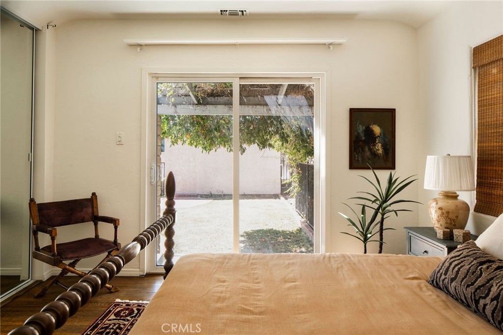 Image 13 of property listing at 11318 Martha, North Hollywood, CA 91601