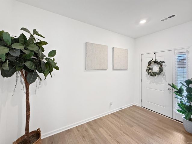 684 E Bulrush Court, West Lafayette, IN 47906