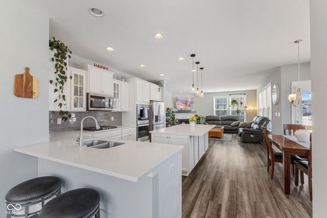 4028 Spylaw Road, Bargersville, IN 46106