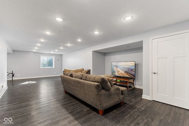 4028 Spylaw Road, Bargersville, IN 46106