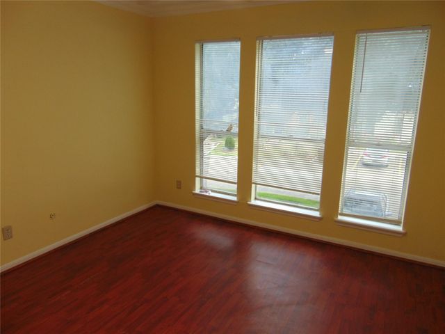 12300 Brookglade Circle 74, Houston, TX 77099