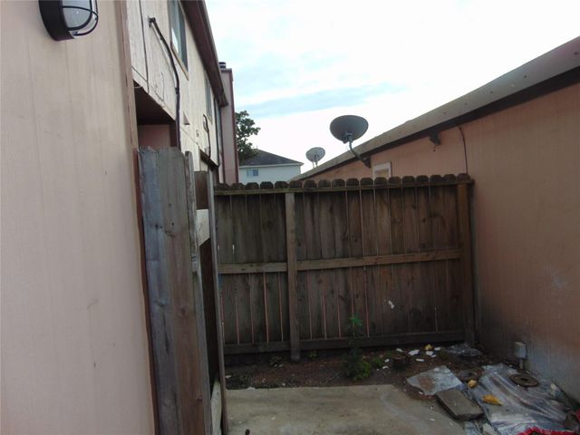 12300 Brookglade Circle 74, Houston, TX 77099