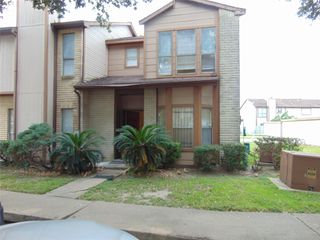 12300 Brookglade Circle 74, Houston, TX 77099