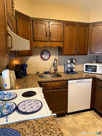 333 Vincellette Street 42, Bridgeport, CT 06606