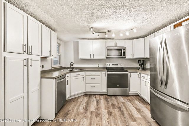 603 Cherry Street, Dewitt, MI 48820